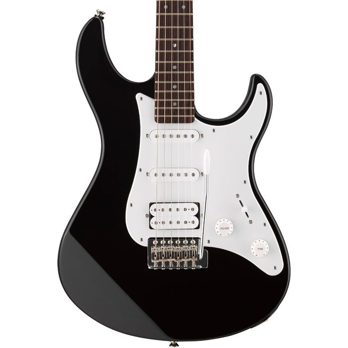 Guitarra-Electrica-Yamaha-Pacifica-Pac-012-Stratocaster